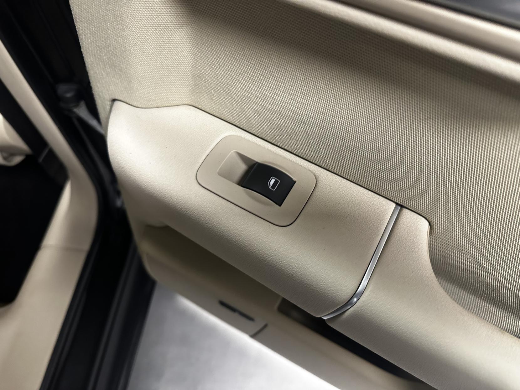 Audi A2 1.4 TDI SE Hatchback 5dr Diesel Manual (119 g/km, 75 bhp)