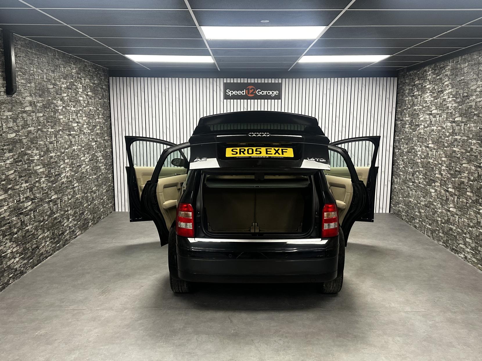 Audi A2 1.4 TDI SE Hatchback 5dr Diesel Manual (119 g/km, 75 bhp)