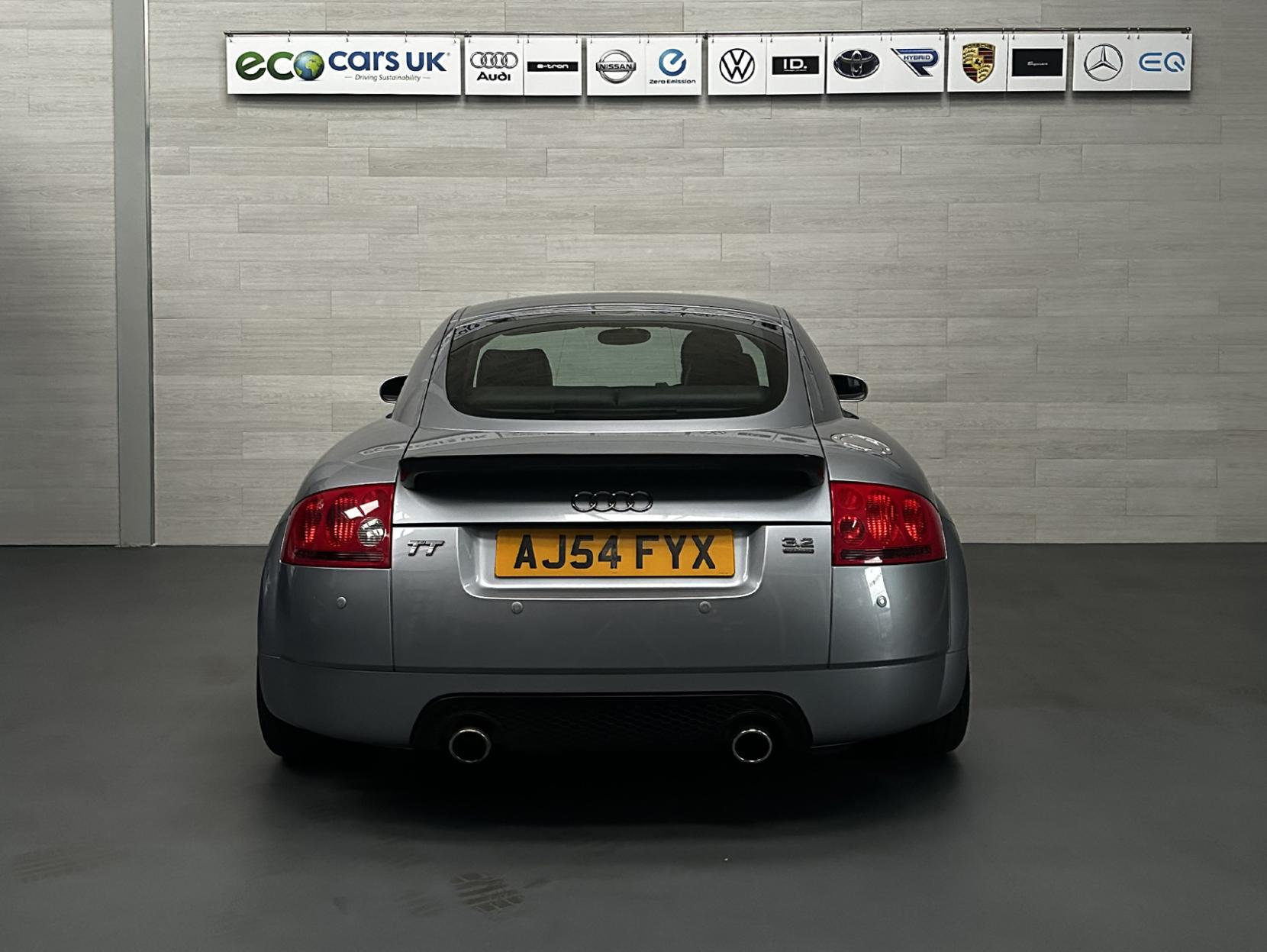 Audi TT 3.2 V6 Coupe 2dr Petrol DSG quattro (238 g/km, 247 bhp)