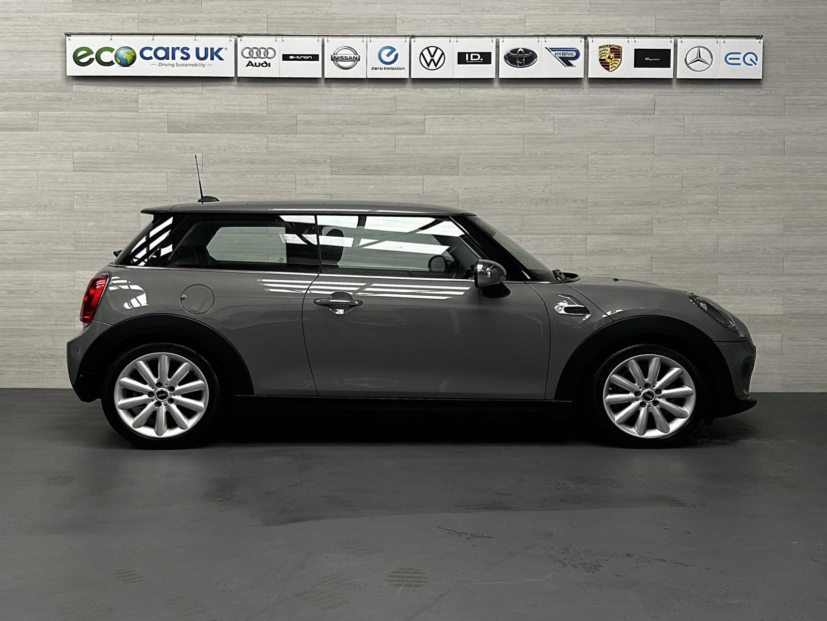 MINI Cooper 1.5 Cooper Hatchback 3dr Petrol Manual Euro 6 (s/s) (136 ps)