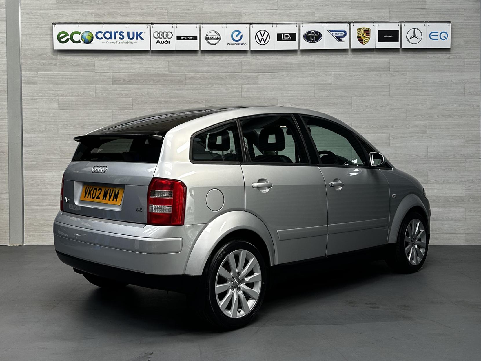 Audi A2 1.4 SE Hatchback 5dr Petrol Manual (144 g/km, 75 bhp)