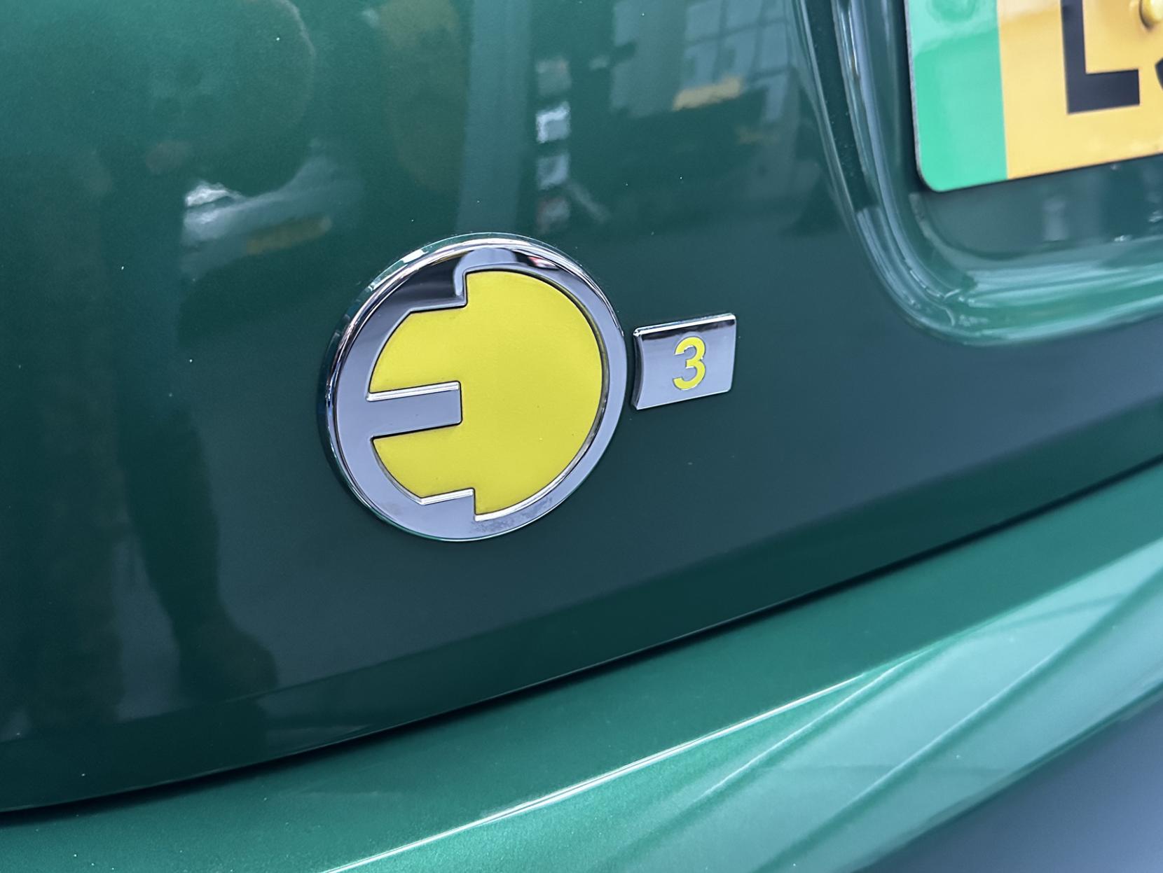 MINI Electric Hatch 32.6kWh Level 3 Hatchback 3dr Electric Auto (184 ps)