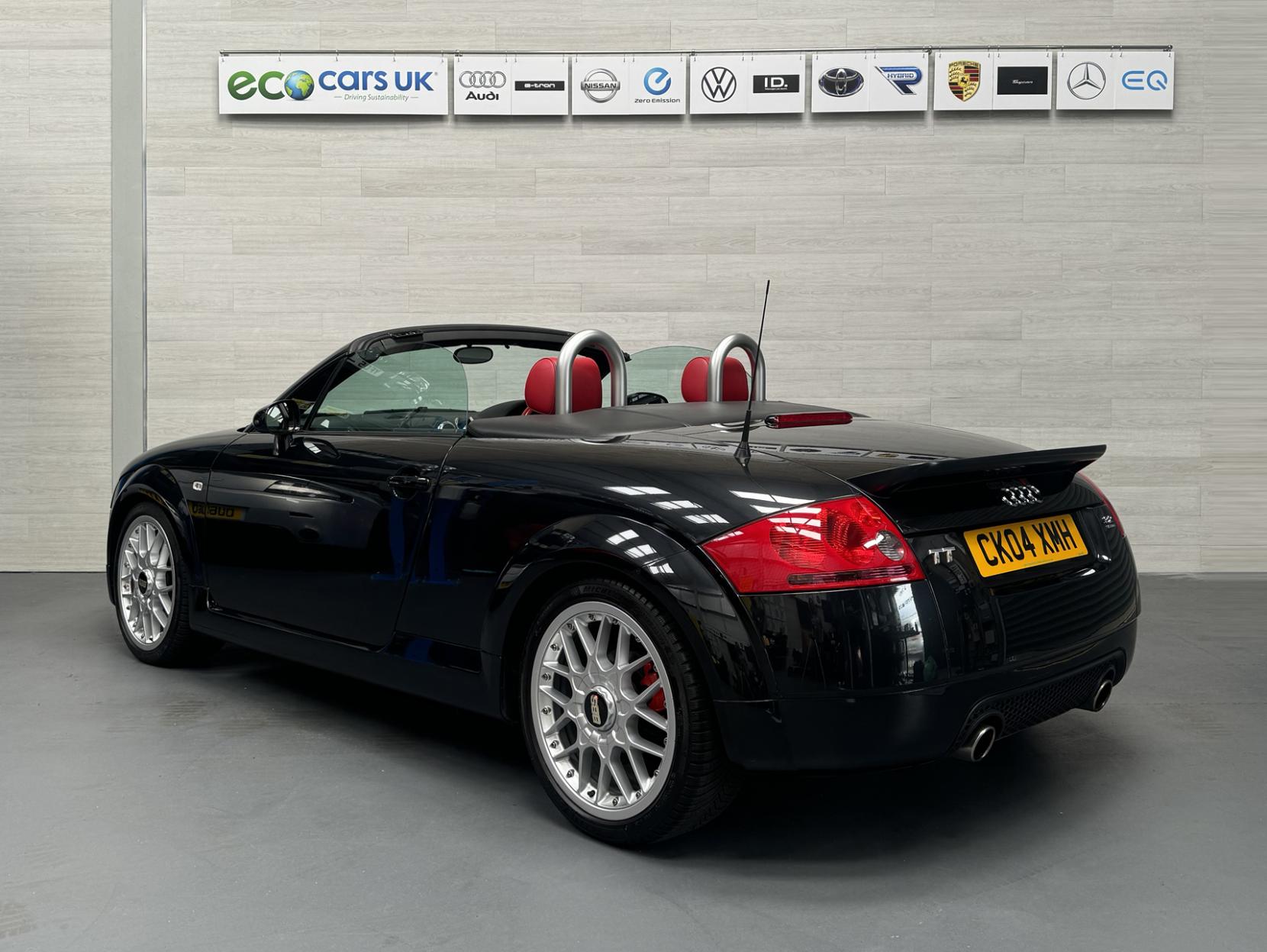 Audi TT 3.2 V6 Roadster 2dr Petrol Manual quattro (257 g/km, 247 bhp)