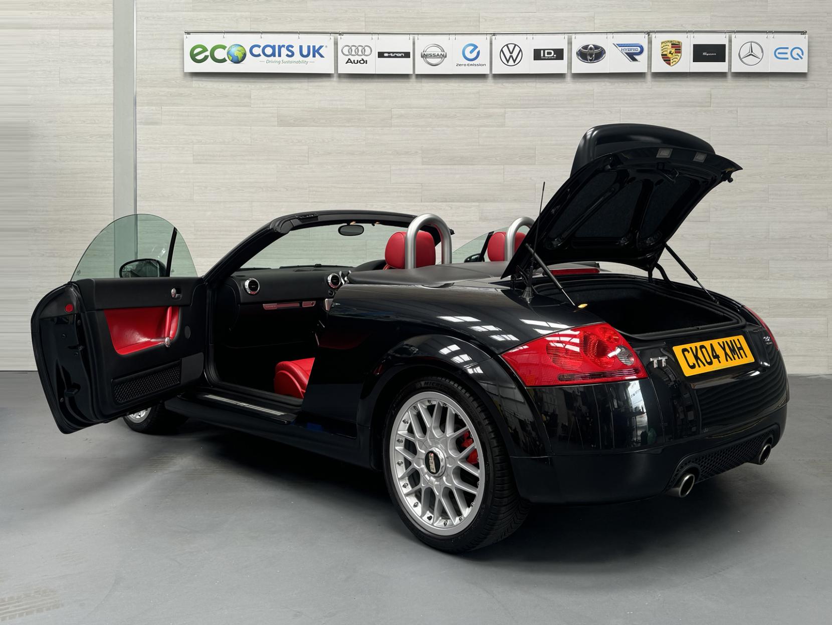 Audi TT 3.2 V6 Roadster 2dr Petrol Manual quattro (257 g/km, 247 bhp)