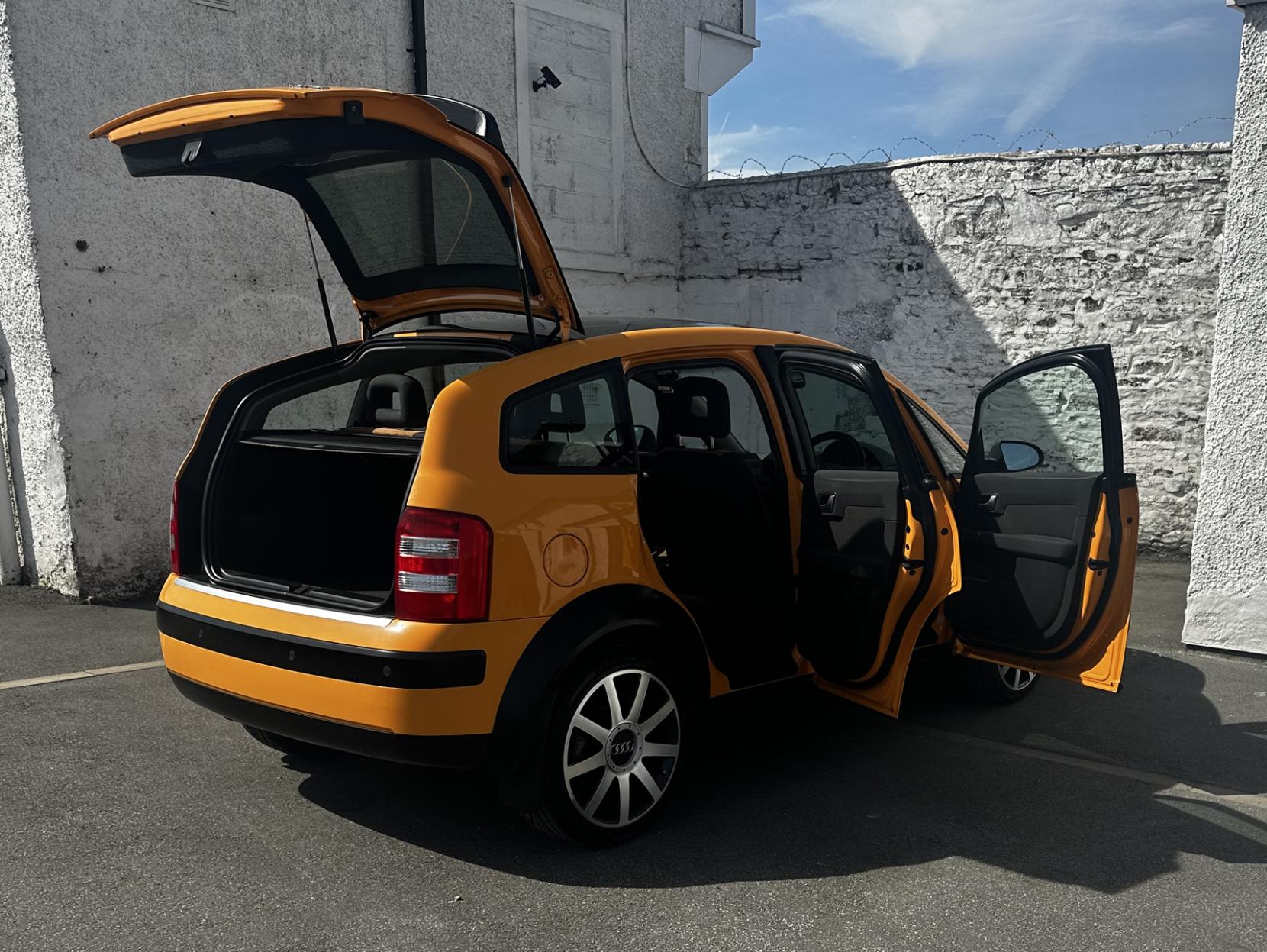 Audi A2 1.6 FSI SE Colour Storm Hatchback 5dr Petrol Manual (144 g/km, 110 bhp)