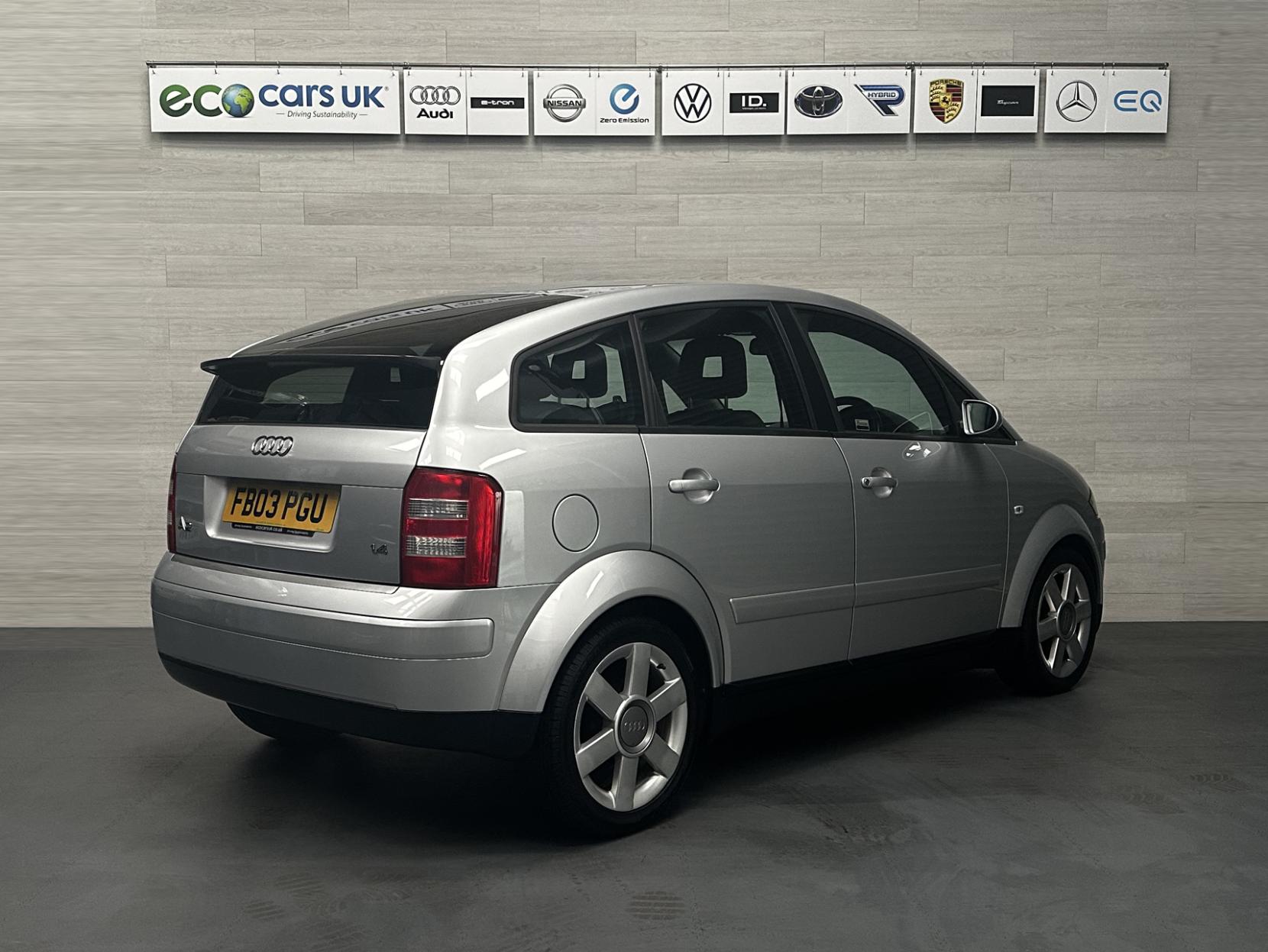 Audi A2 1.4 SE Hatchback 5dr Petrol Manual (144 g/km, 75 bhp)